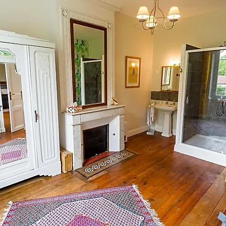 Park Bed & Breakfast 3*