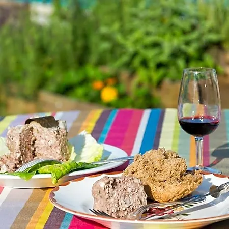 Park Bed & Breakfast 3*